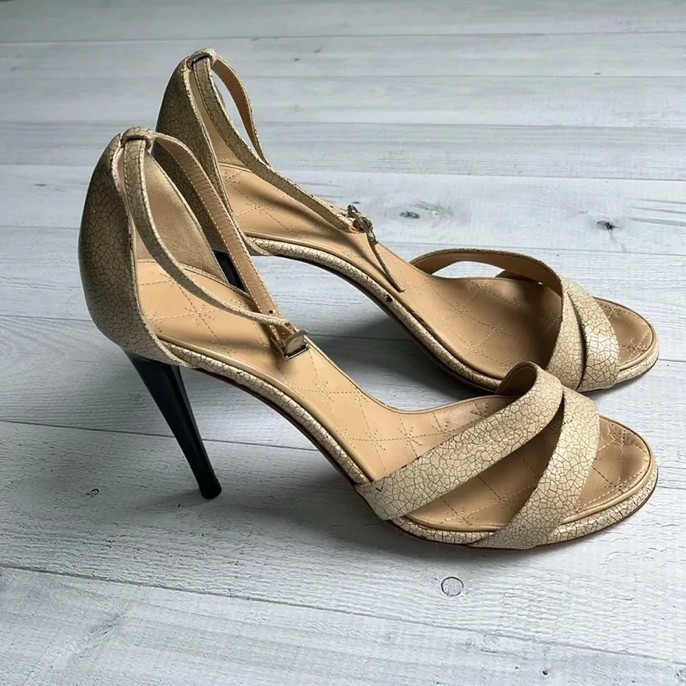 Vintage CHANEL 2005 D’Orsay Beige Pumps Size 38/8